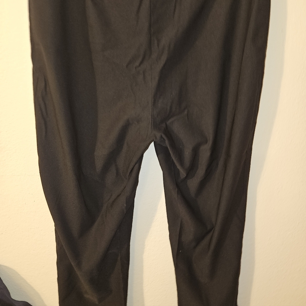 So Slimming Womans Black Crop Slacks Size 2.5 (14) - Picture 10 of 10